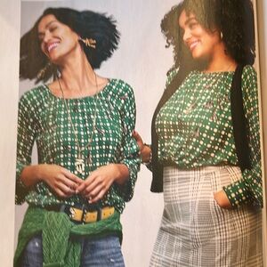 Never worn Cabi sample size Medium 100% polyester